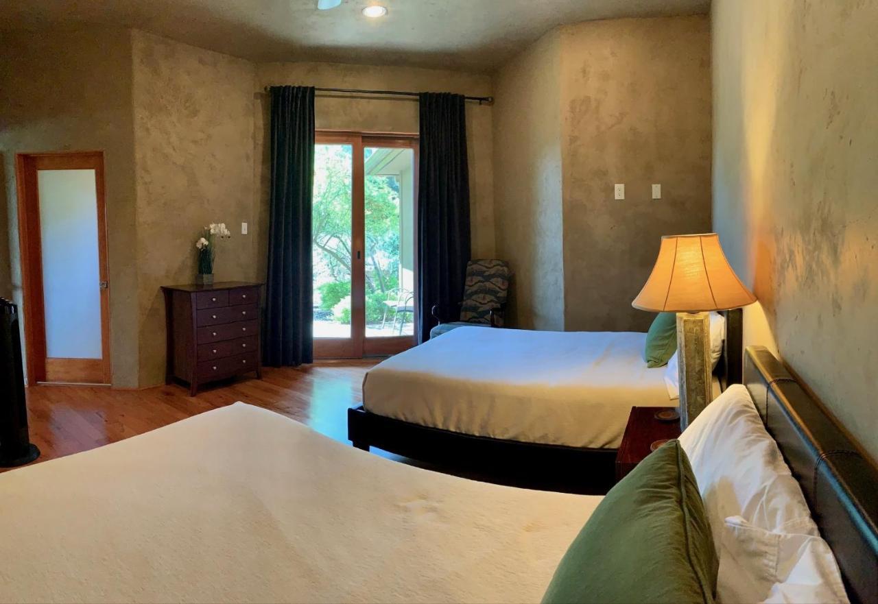 Scenic Hill Country Retreat - Rhino Ranch Villa New Braunfels Ngoại thất bức ảnh