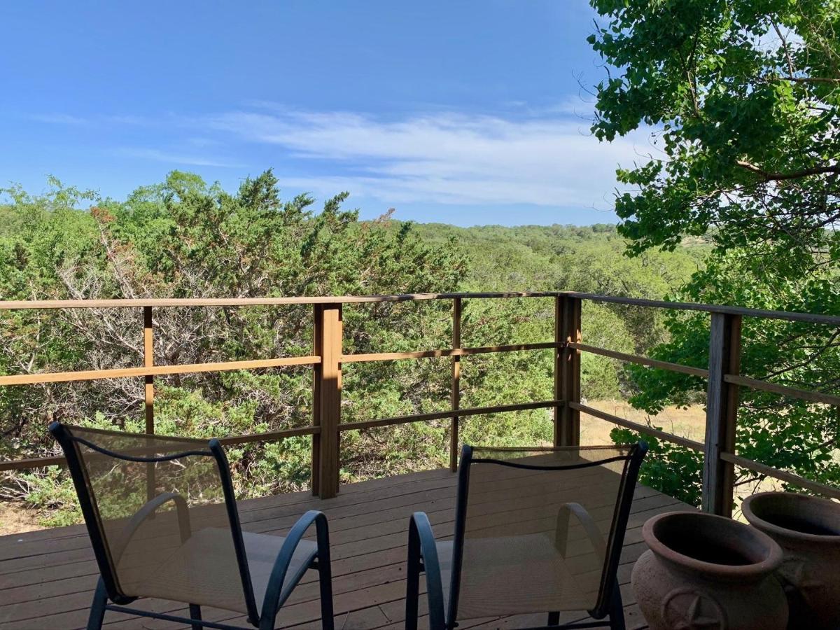 Scenic Hill Country Retreat - Rhino Ranch Villa New Braunfels Ngoại thất bức ảnh