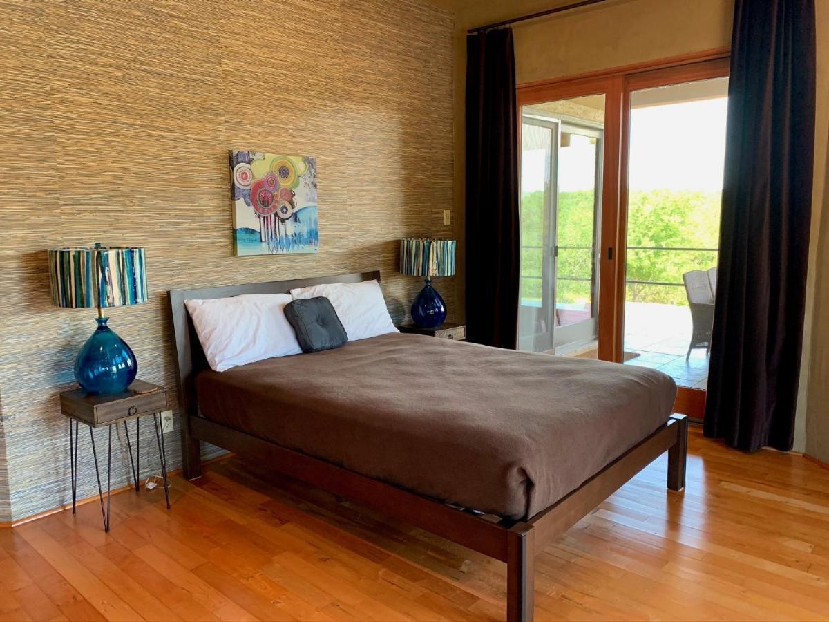 Scenic Hill Country Retreat - Rhino Ranch Villa New Braunfels Ngoại thất bức ảnh