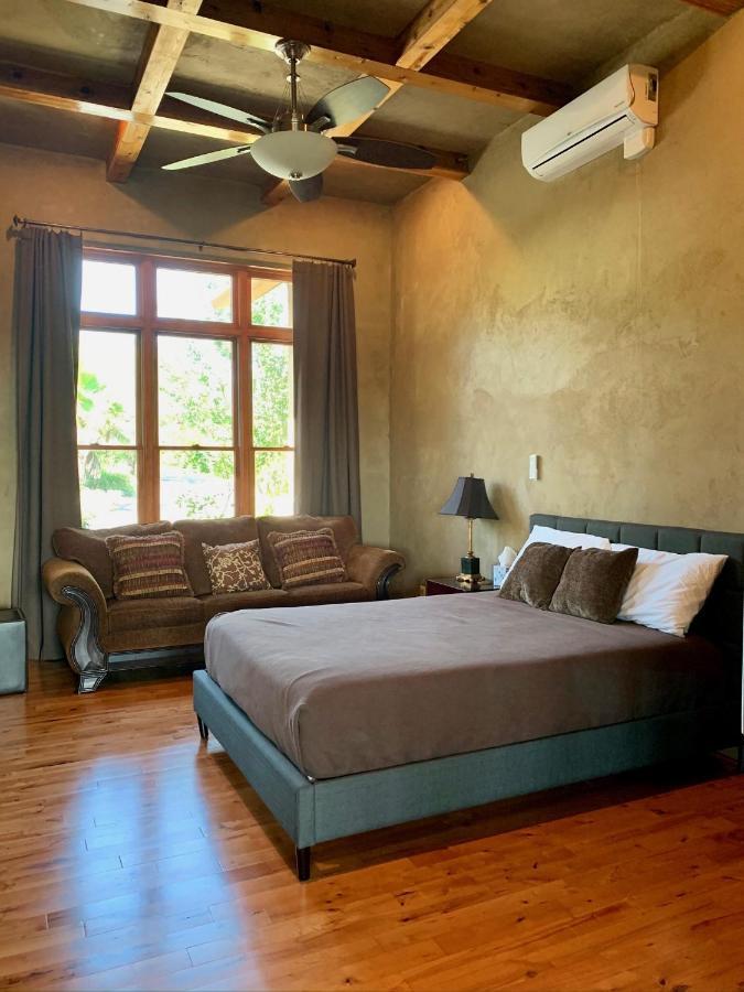 Scenic Hill Country Retreat - Rhino Ranch Villa New Braunfels Ngoại thất bức ảnh